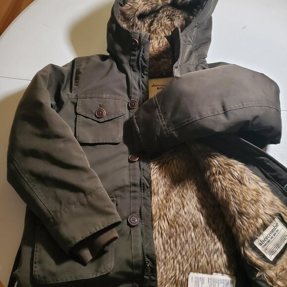 Abercrombie Kids Olive Green Coat with Faux Fur Lining Sz 11/12 -read desc - Picture 6 of 16